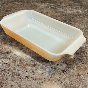 Fire King Iridescent - Peach Lustre USA - 1.5 casserole